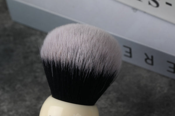 Yaqi 30mm Large Size Knot White Resin Handle Synthetic Hair Tuxedo Knot Men Shaving Brush