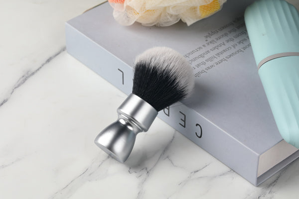 YAQI  Heavy Metal Handle Synthetic Hair Tuxedo Knot Shave Brush for Men Shaving